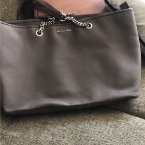 Michael kors tote bag